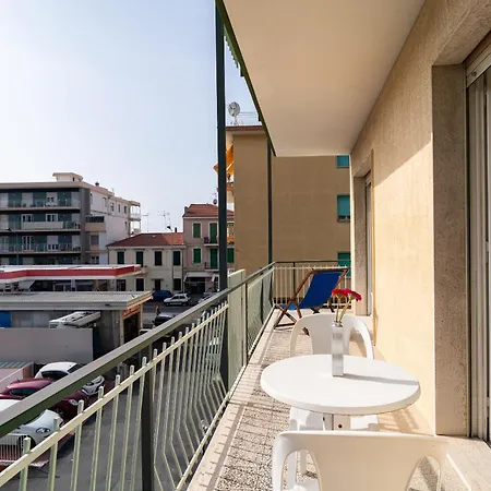 Apartment Casa Silvia - - Terrace - Wifi Bordighera