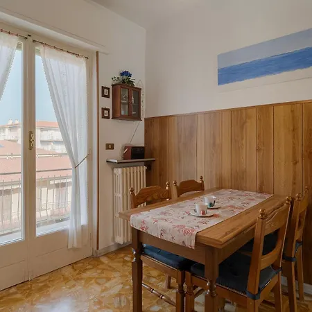 Casa Silvia - - Terrace - Wifi Apartment Bordighera